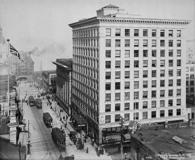 1913 Rogers Building on Granville. Richard Broadbridge photo. Archives # CVA 220-04