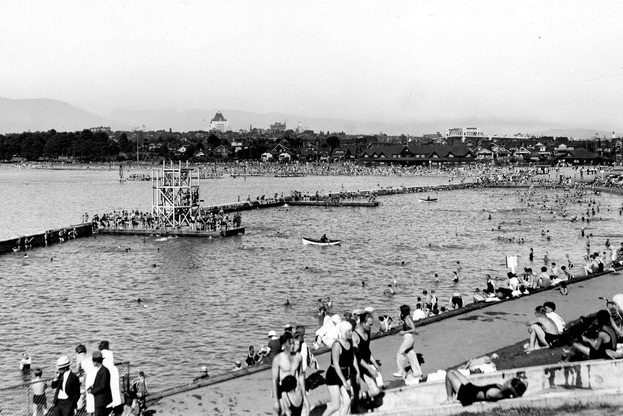 Kitsilano Pool 1940-1948 The Camera Products Co. Archives #AM54-S4-: Be P19