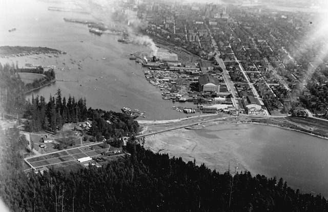 Aerial of Stanley Park, Lost Lagoon - Public Domain City of Vancouver ArchivesCVA 1123-6