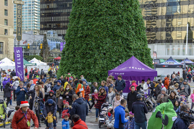 TELUS_VancouverSantaParade