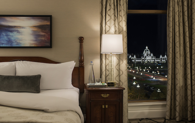 Parliament Buildings at Night. Magnolia Hotel photo.