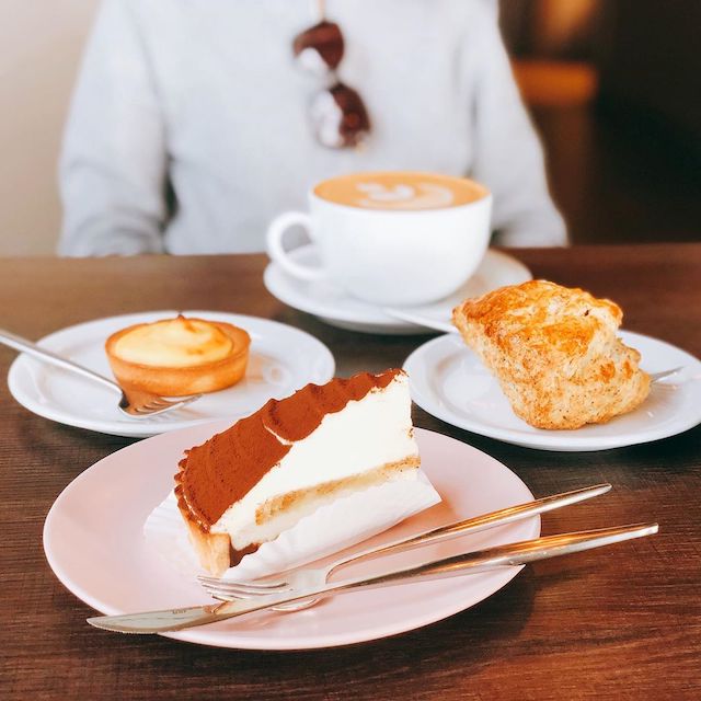 Connect and Unwind at these Cozy Coquitlam Caf s