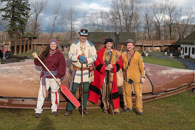 Vive Les Voyageurs at Fort Langley