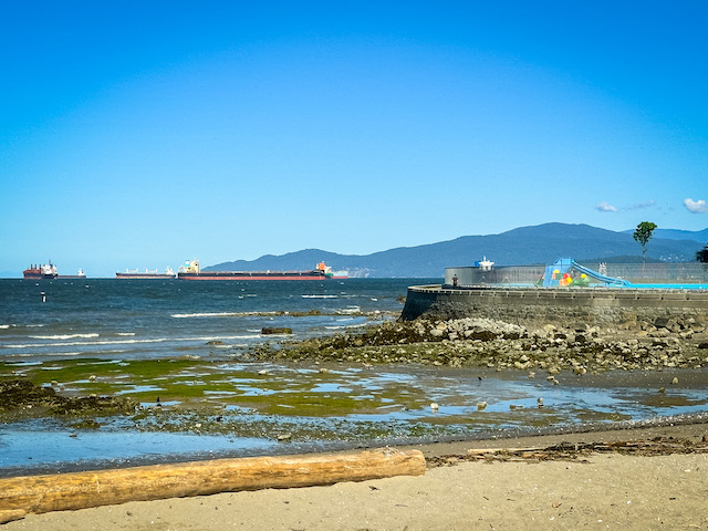 Take Transit To These 5 Vancouver Area Beaches Vancouver Blog Miss604   Second Beach Miss604 Bollwitt 