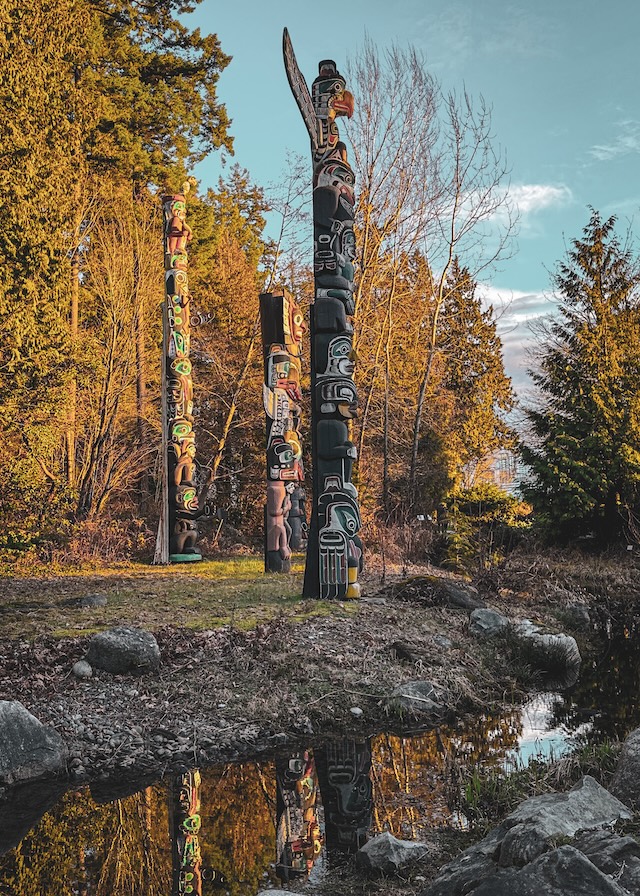 Kakaso’las Totem Pole in Stanley Park