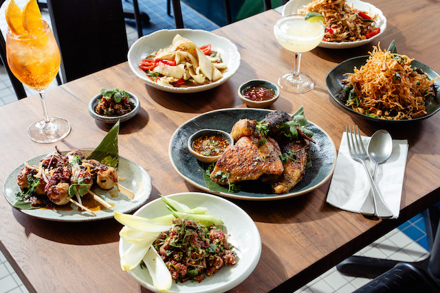 Sainam food and drink display