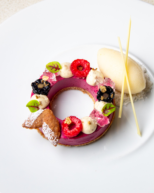 Minami Holiday Cassis Orange Mousse