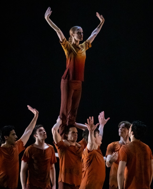 2024 T’əl: The Wild Man of the Woods, Elizabeth Lamont and Company. Photo by Daniel Crump