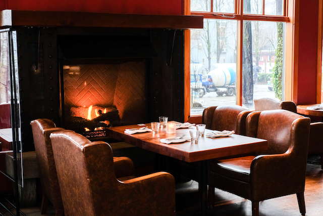 The Sandbar interior for dinner